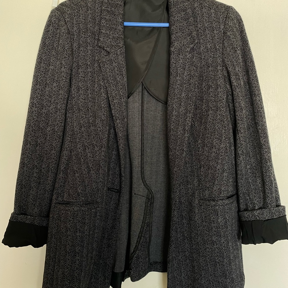 Old Navy blazer size XS.